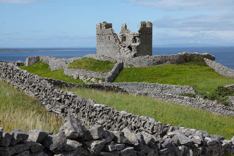 The ruins of Inisheer