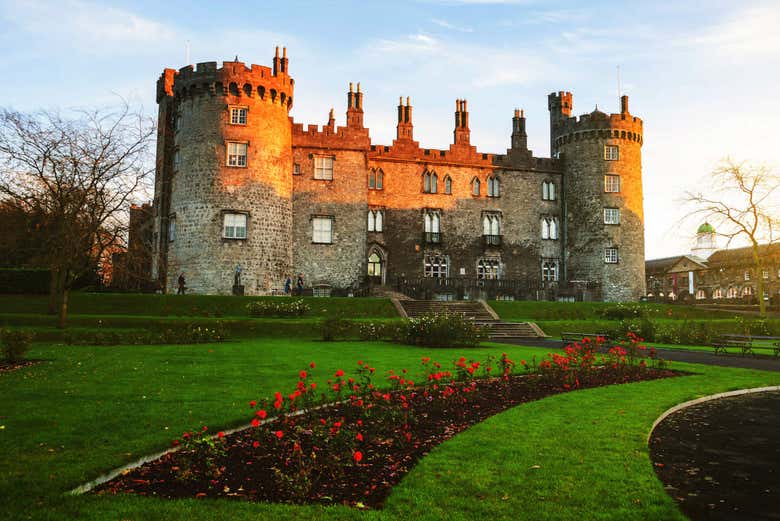 Fachada del castillo de Kilkenny