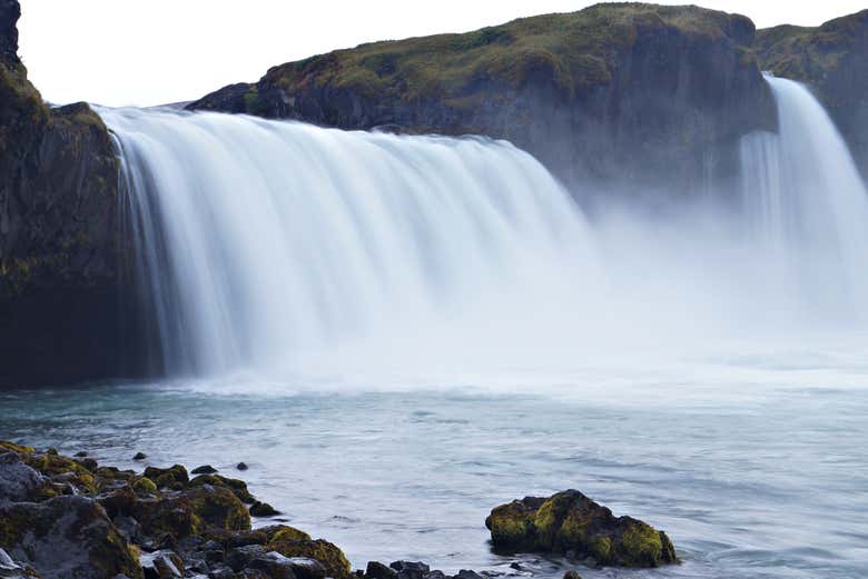 Cascada Godafoss, en Islandia