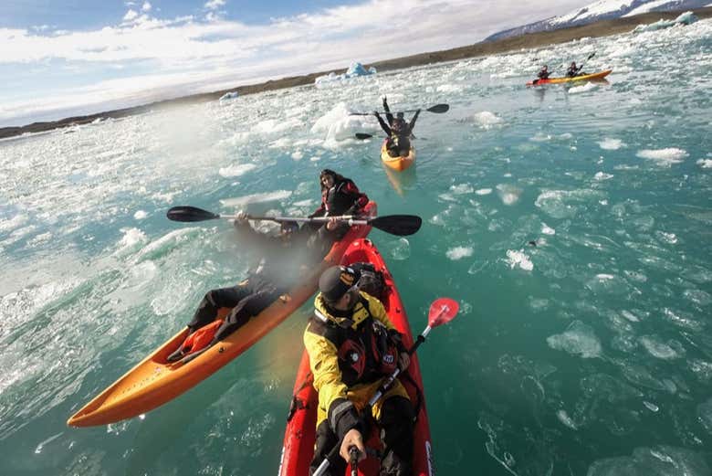 Disfrutando del recorrido en kayak