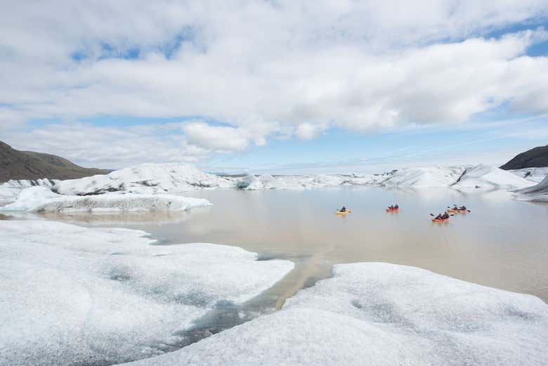 Kayak por el glaciar Vatnajökull