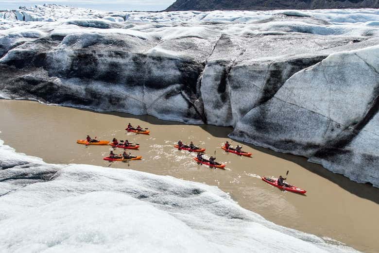 Recorriendo el glaciar