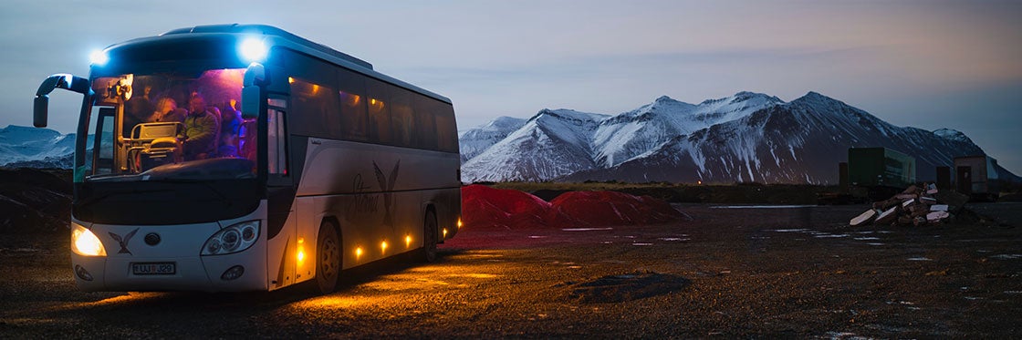 Ônibus na Islândia