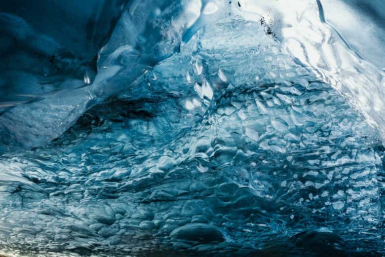 Explorando el glaciar
