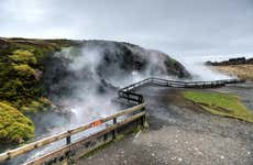 Excursion à Deildartunguhver et à la grotte de Vidgelmir