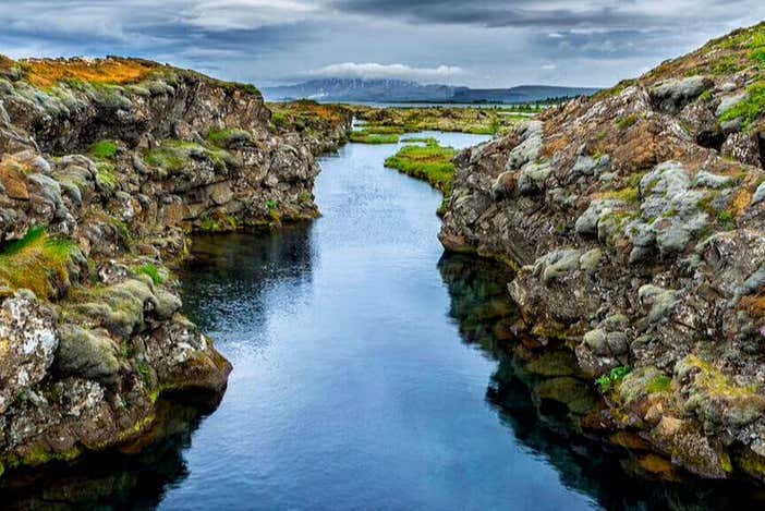 Contemplaremos as belas paisagens islandesas