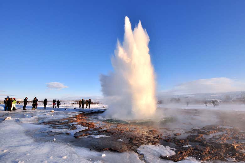 El géiser Strokkur en erupción