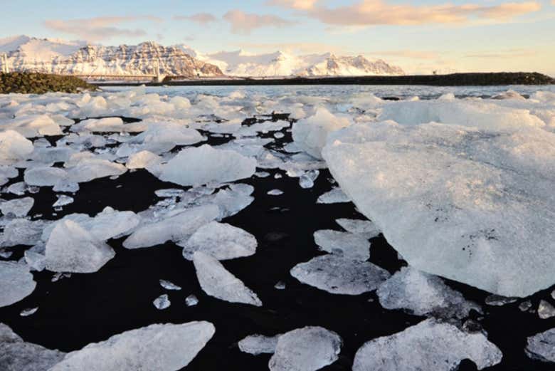 Icebergs flotando en Jökulsárlón