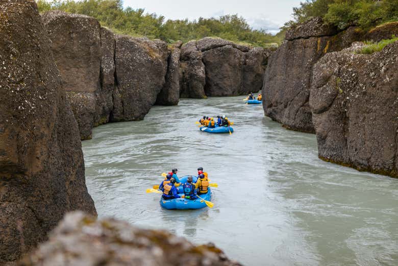 Recorriendo el río Hvitá