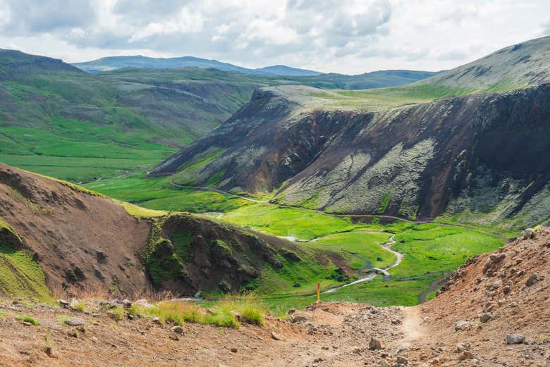 Vista panorâmica do vale de Reykjadalur