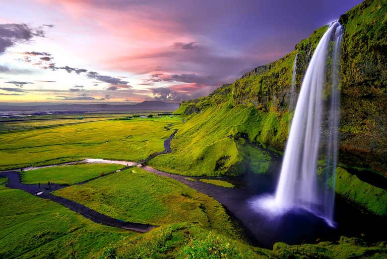 Cascada de Seljalandsfoss