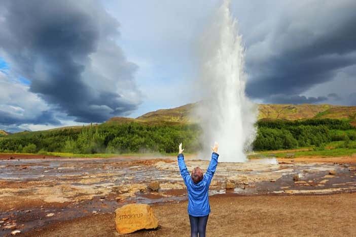 Un turista disfrutando del tour