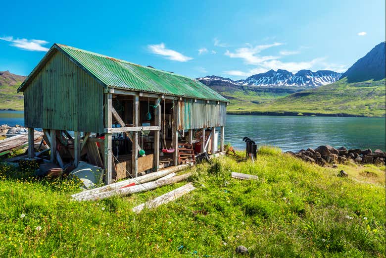 Pueblo de Mjóifjörður