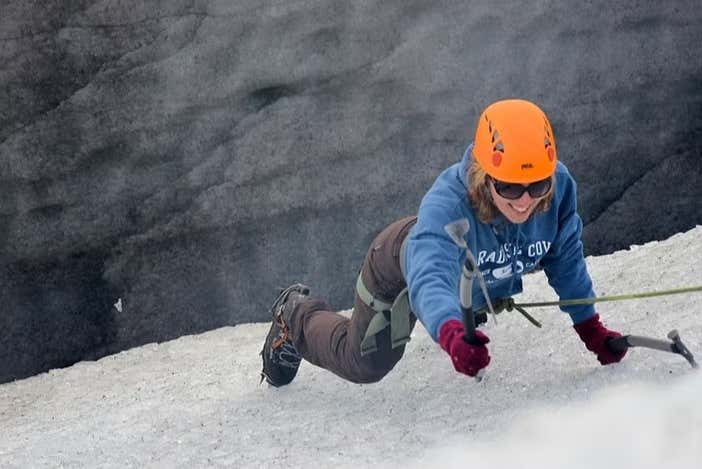 Escalada en hielo en el glaciar Svínafellsjökull