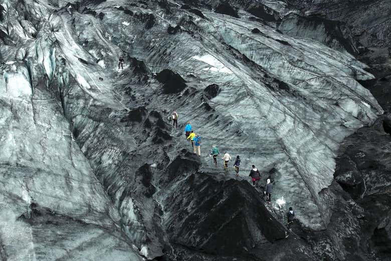 Trekking sul ghiacciaio islandese