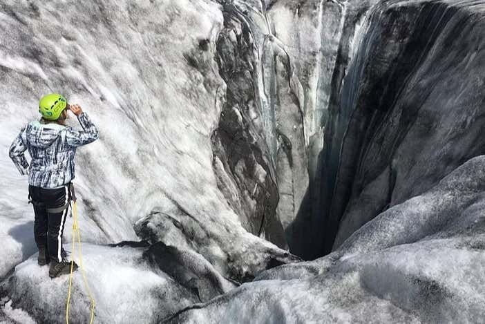 Contemplez le paysage de Sólheimajökull