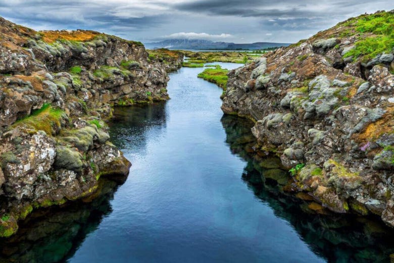 Silfra, between two continents