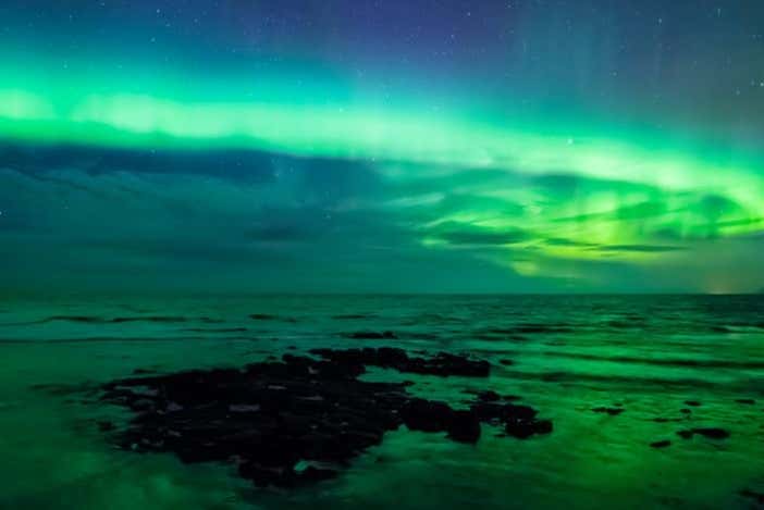 Viendo la aurora boreal