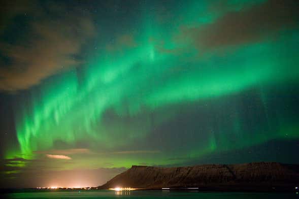 Silfra Snorkelling & Northern Lights Tour