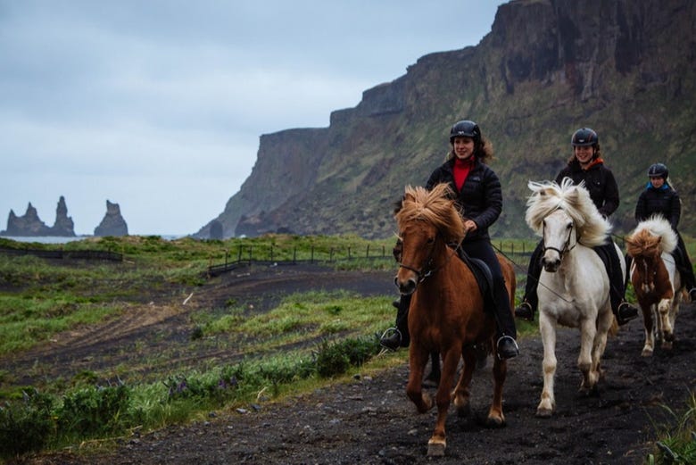 Tour a caballo en Islandia