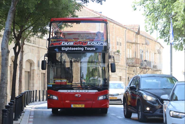 Percorrendo Jerusalém de ônibus