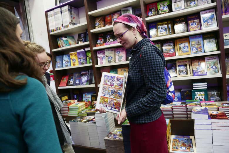 Discovering the books read by children in the community