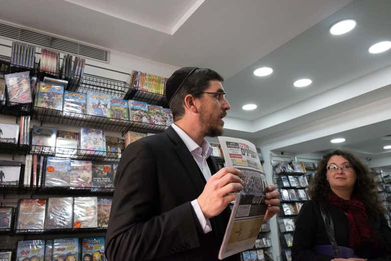 Discovering the culture of the local community