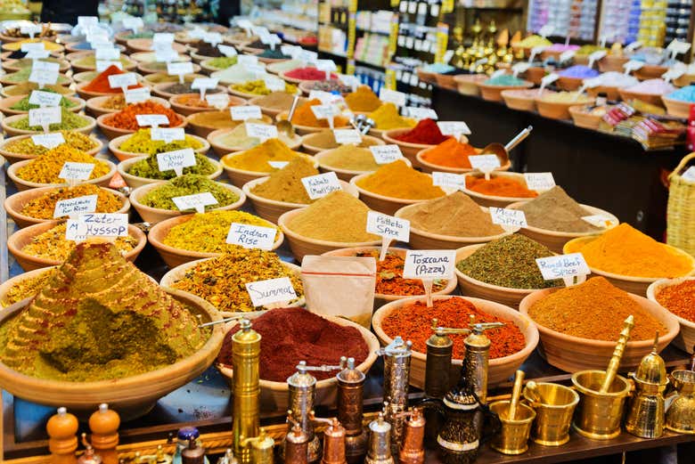 Especiarias no mercado Mahane Yehuda