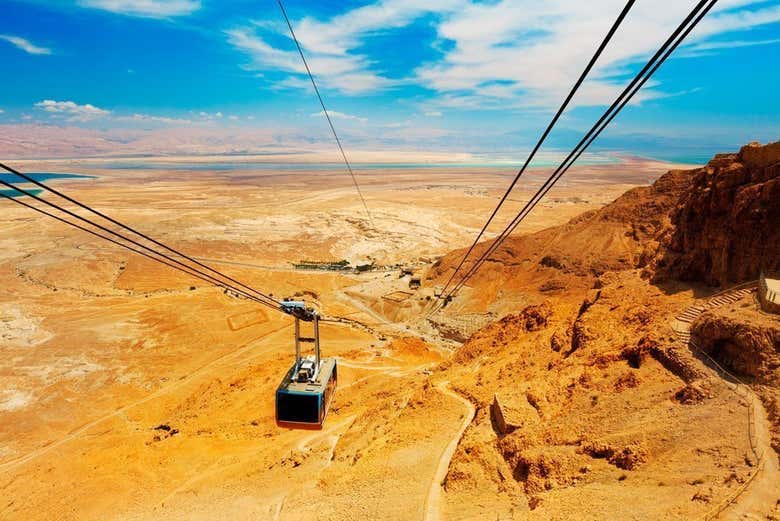 Salita a Masada in funivia