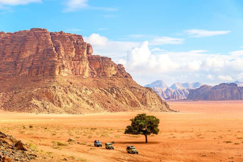 Cross the breathtaking Jordanian Desert