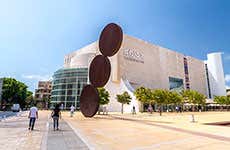 Plaza Habima