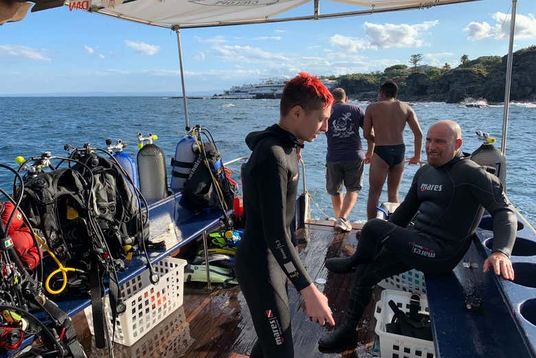 Preparándonos para hacer submarinismo