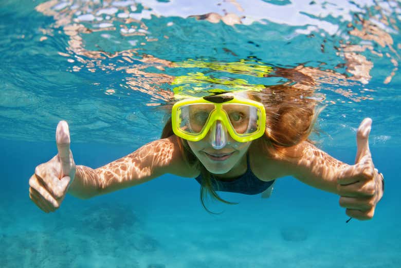 Snorkeling dans les îles des Cyclopes