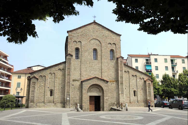 Facciata della basilica dell'Addolorata