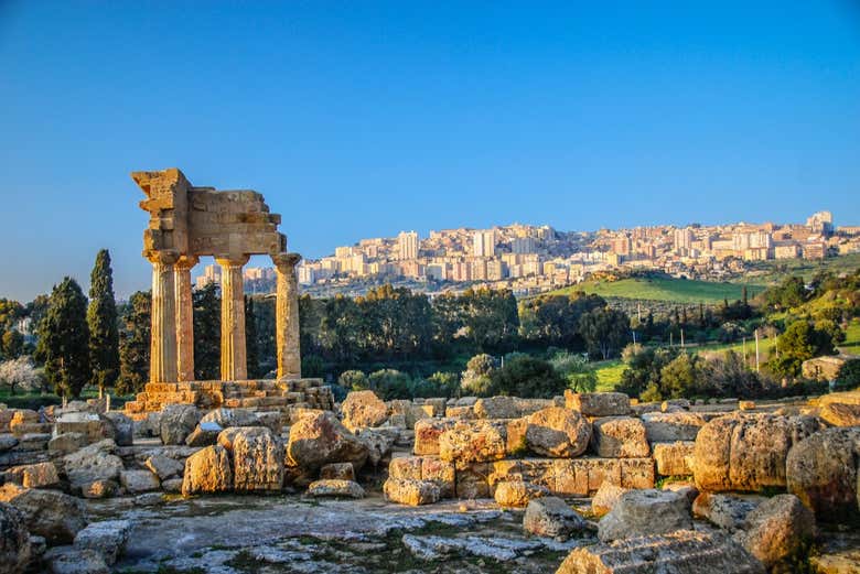 Temple des Dioscures (ou temple de Castor et Pollux)