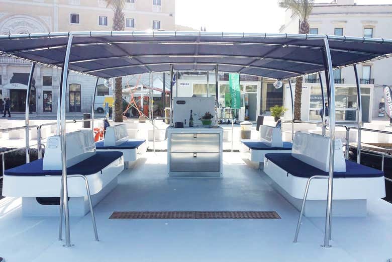 Intérieur du bateau