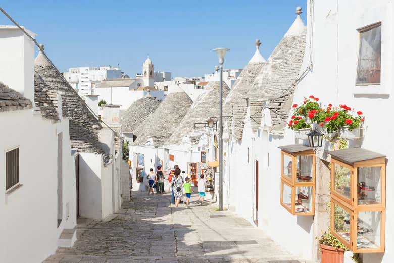 Picturesque whitewashed streets of Alberobello