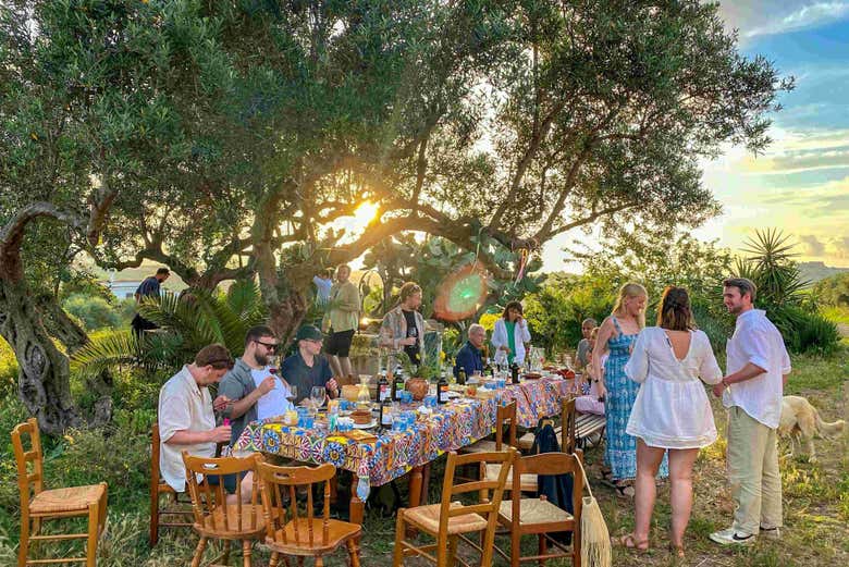 Tous à table !