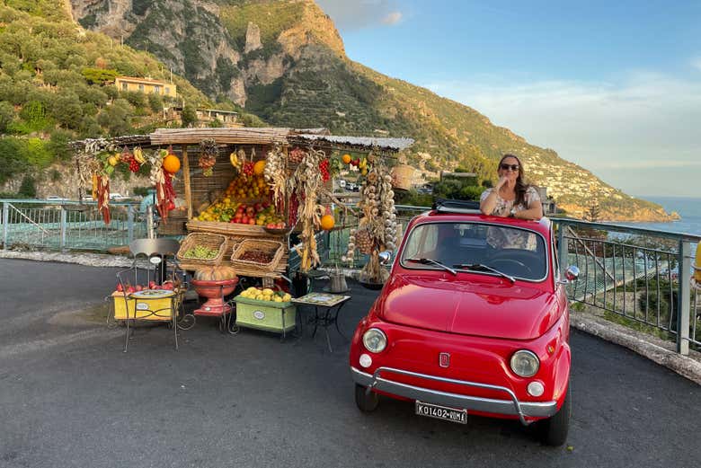An Amalfi Coast street vendor