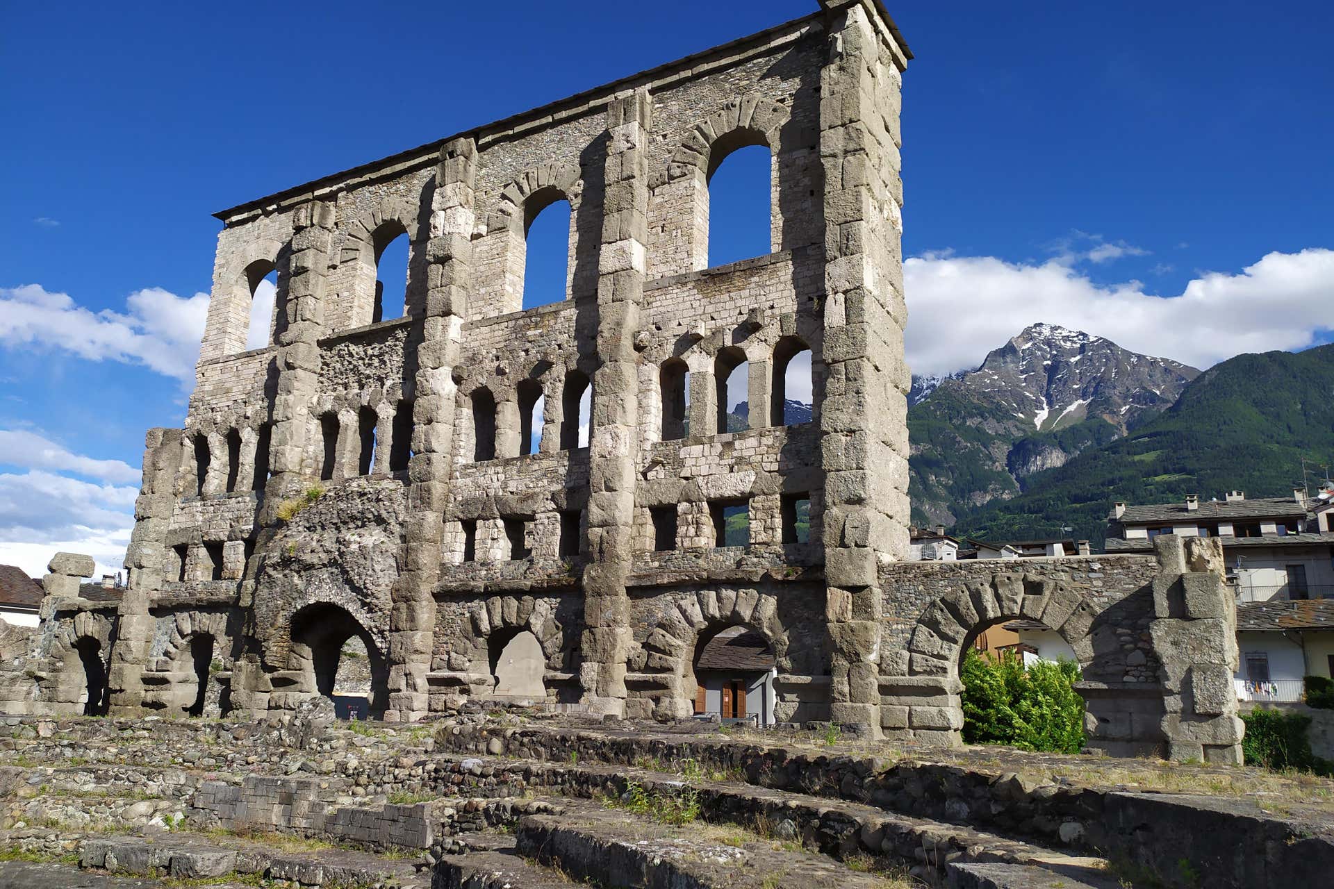 Tour dell'Aosta romana e medievale