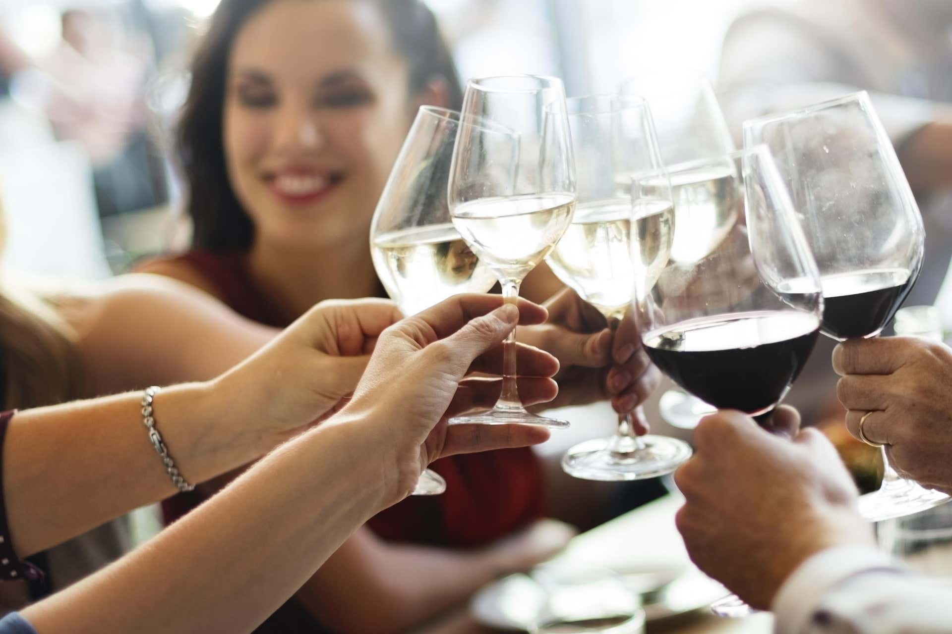Degustação de vinhos e queijos