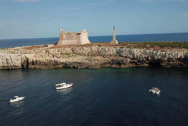Bateaux naviguant à Portopalo