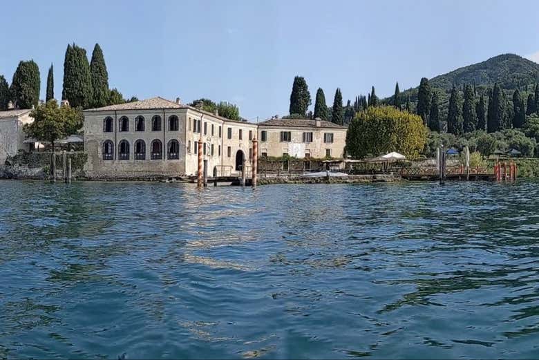 Punta San Vigilio, considerada la Perla del Lago.
