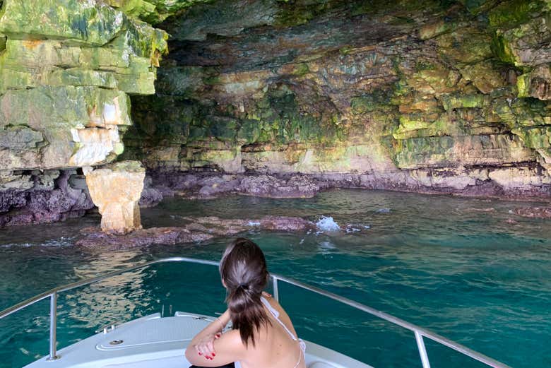 Enjoy this boat ride!