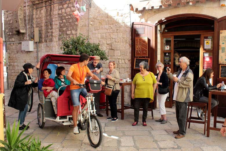 Pendant la balade en tuk-tuk dans Bari