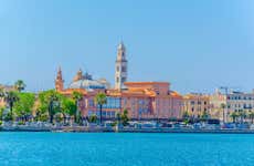Giro in barca a vela a Bari