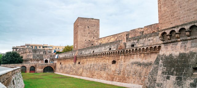 Tour delle fortezze di Bari