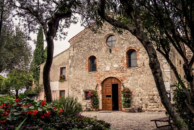 Church of San Pietro in Mavino, Sirmione