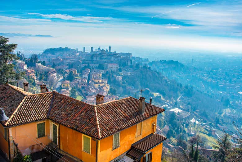 Vistas de Bérgamo desde San Vigilio