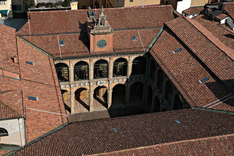 Vista aérea do Archiginnasio